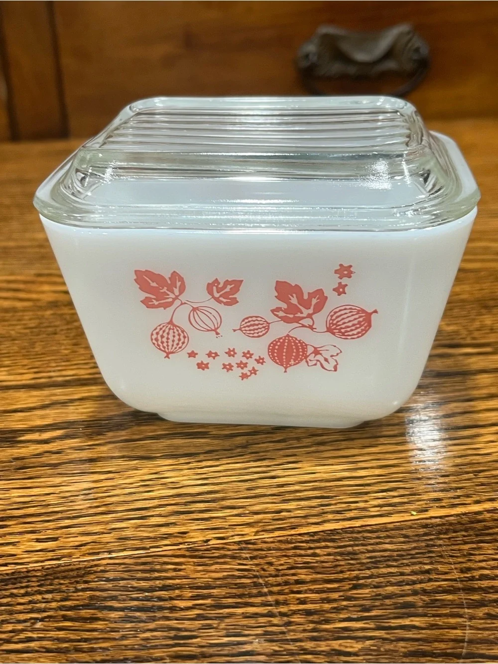 Vintage Pyrex Pink Gooseberry 501 Refrigerator Dish with Lid - Cottage Farmhouse